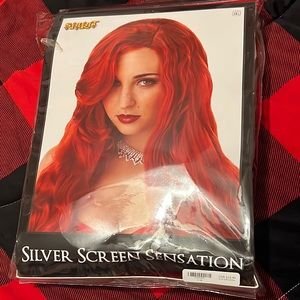 Spirit halloween auburn wig